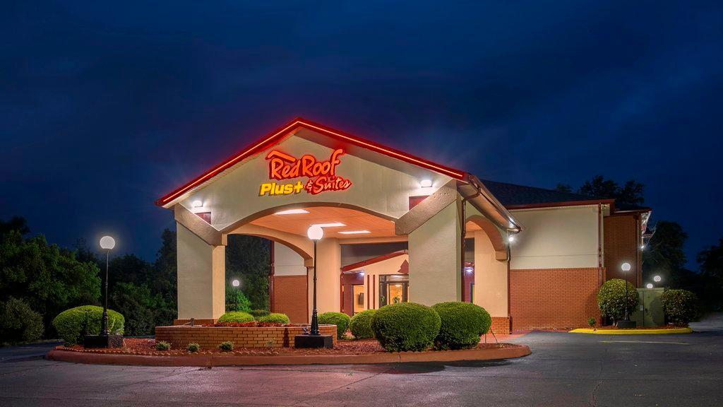 Red Roof Inn Plus+ & Suites Opelika Exterior photo